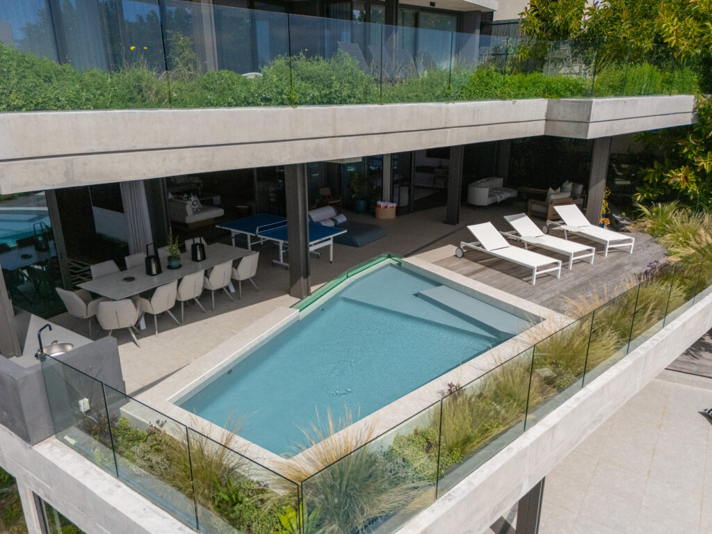 ELEVATE PENTHOUSE
