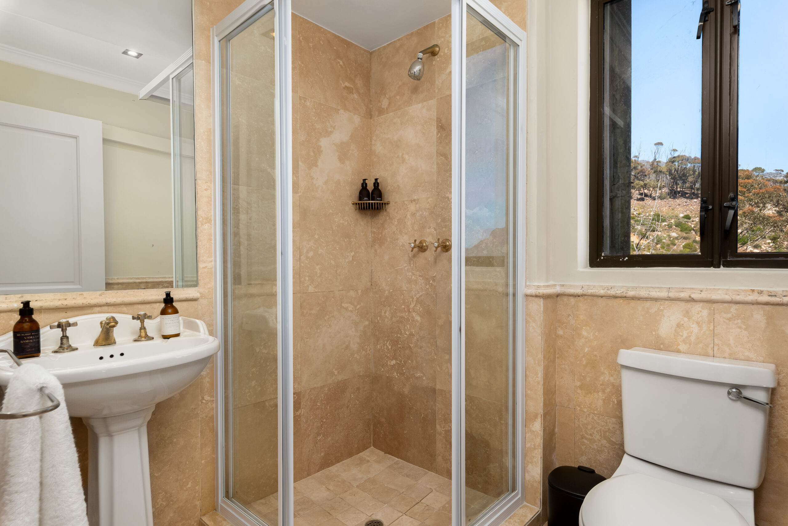 165kloofroad,clifton(46of76)